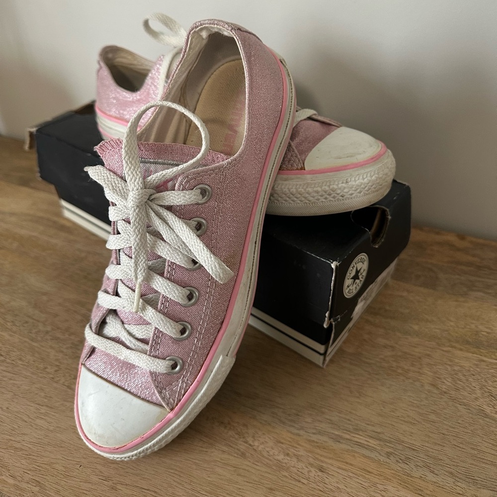 Pink Sparkle Converse